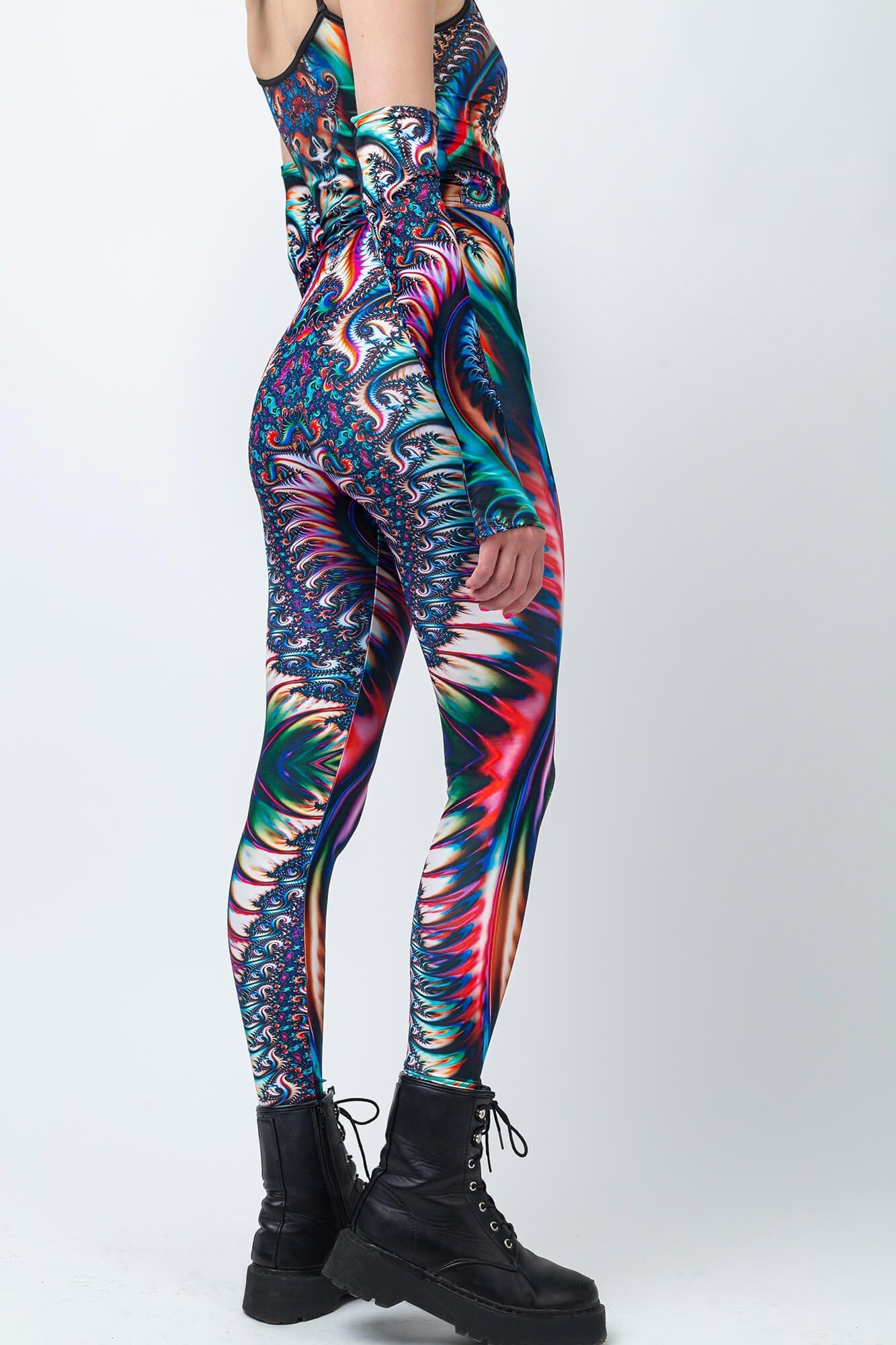 Beyond Divergency Leggings - Image 6