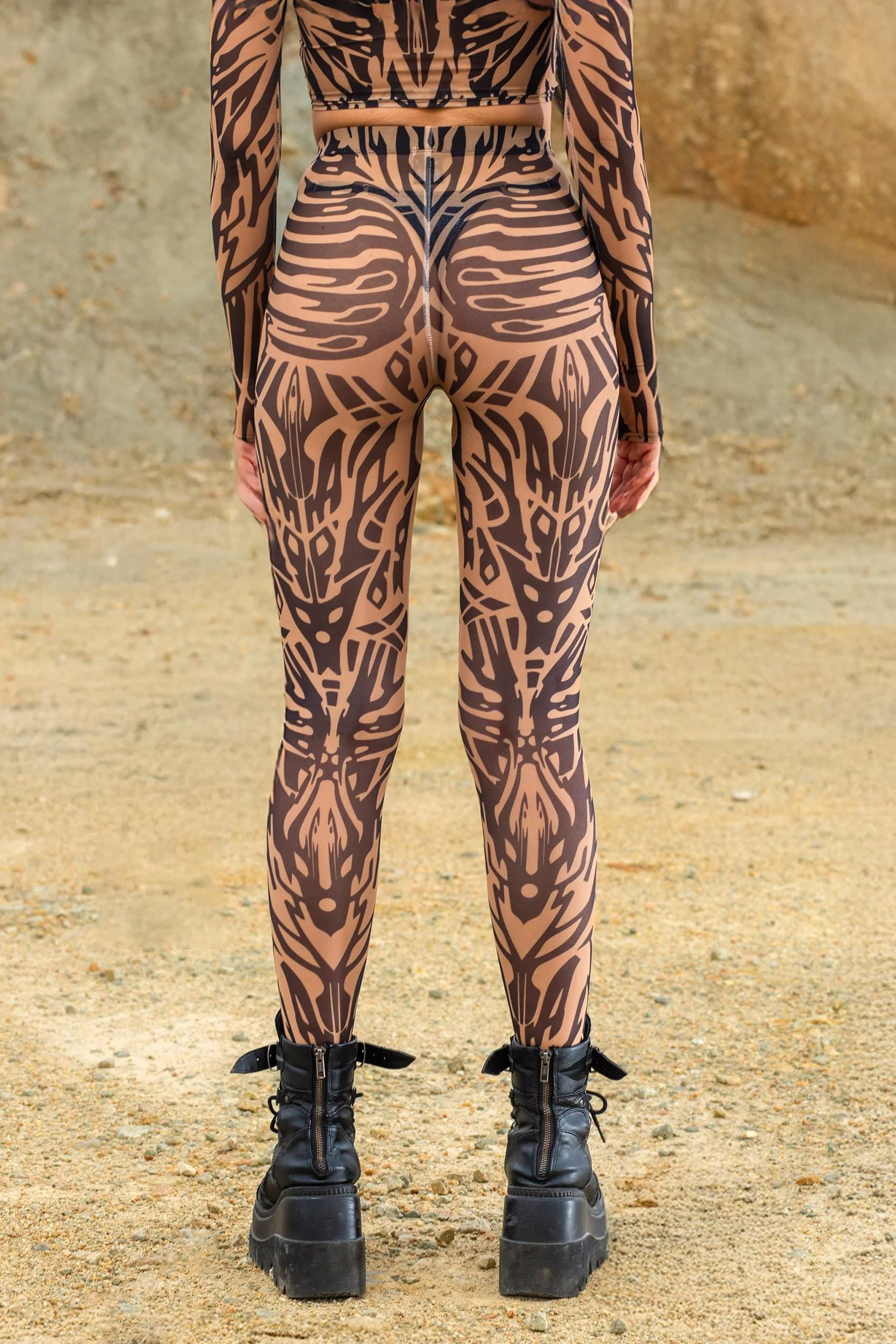 Core Mesh Leggings - Image 2