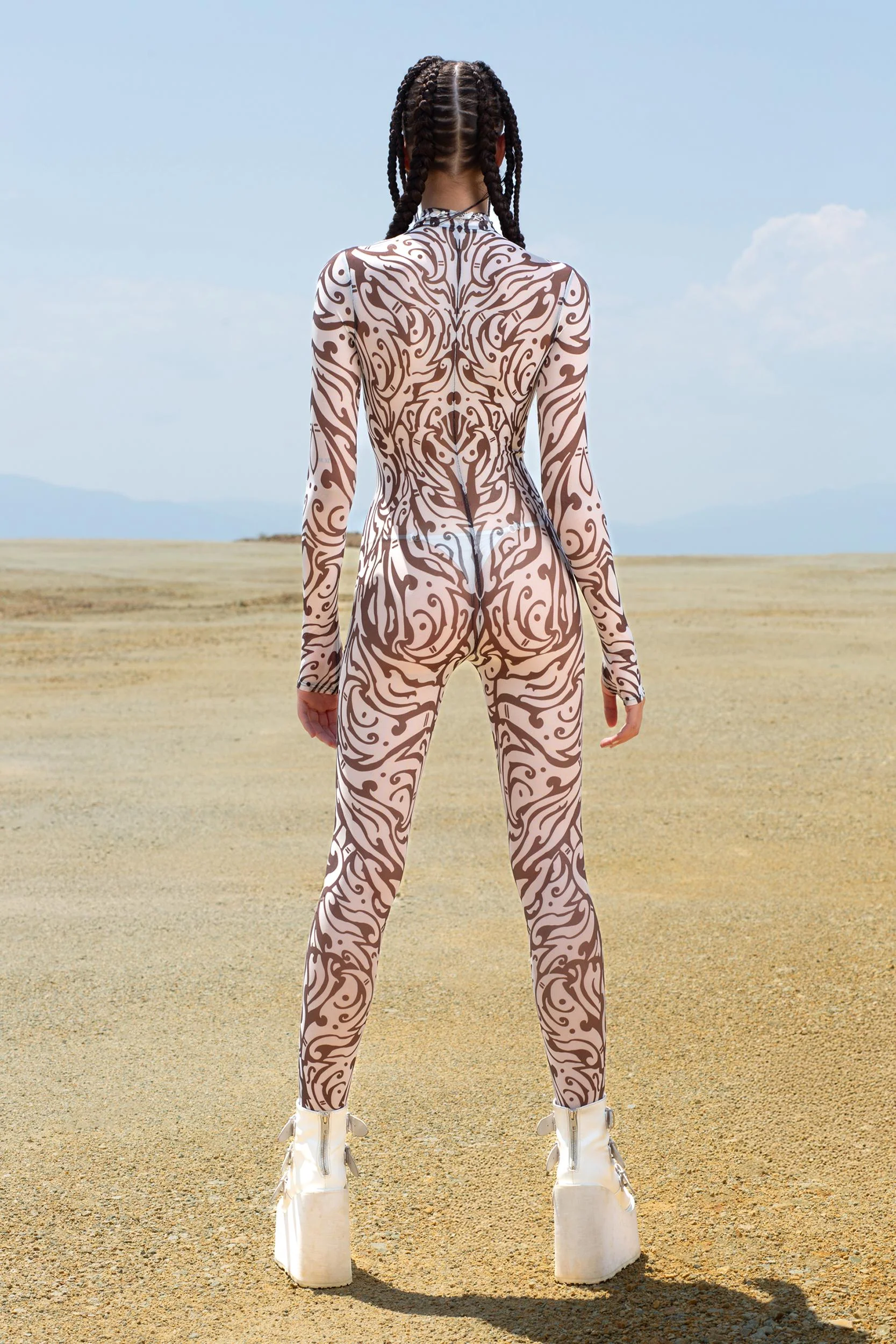 Hypnotic Mesh Costume - Image 4