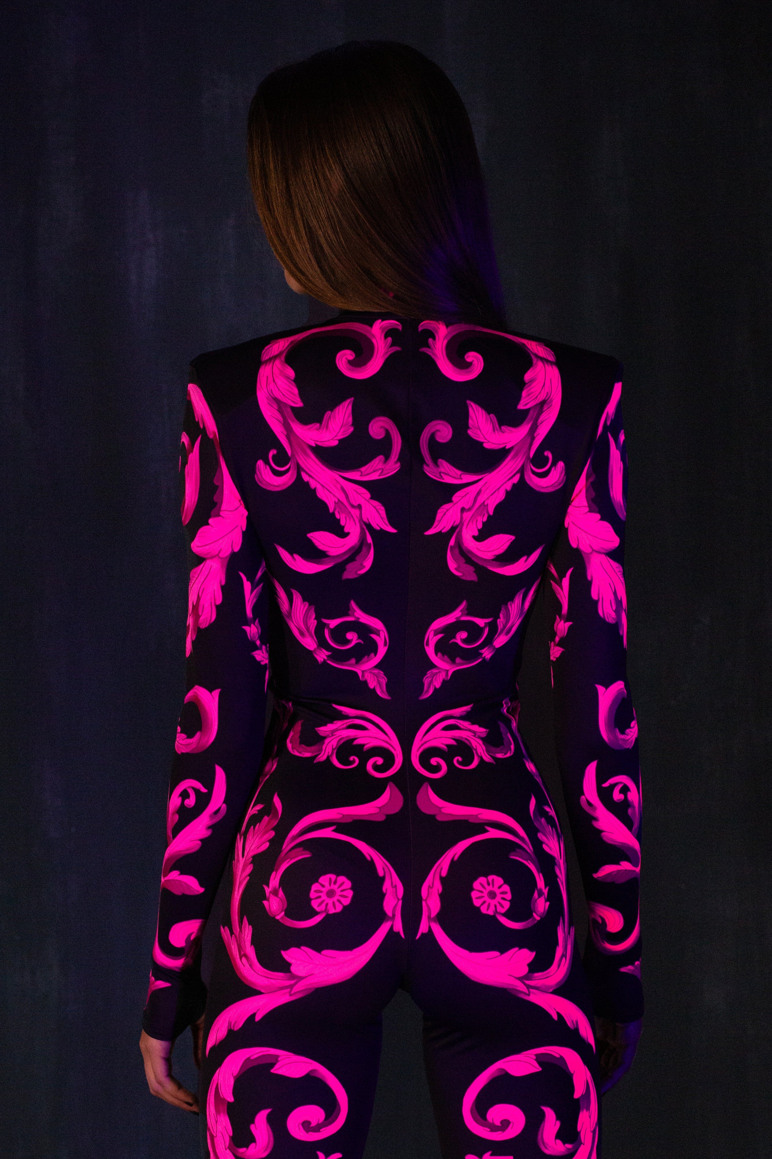Motif Pad Costume - Image 2
