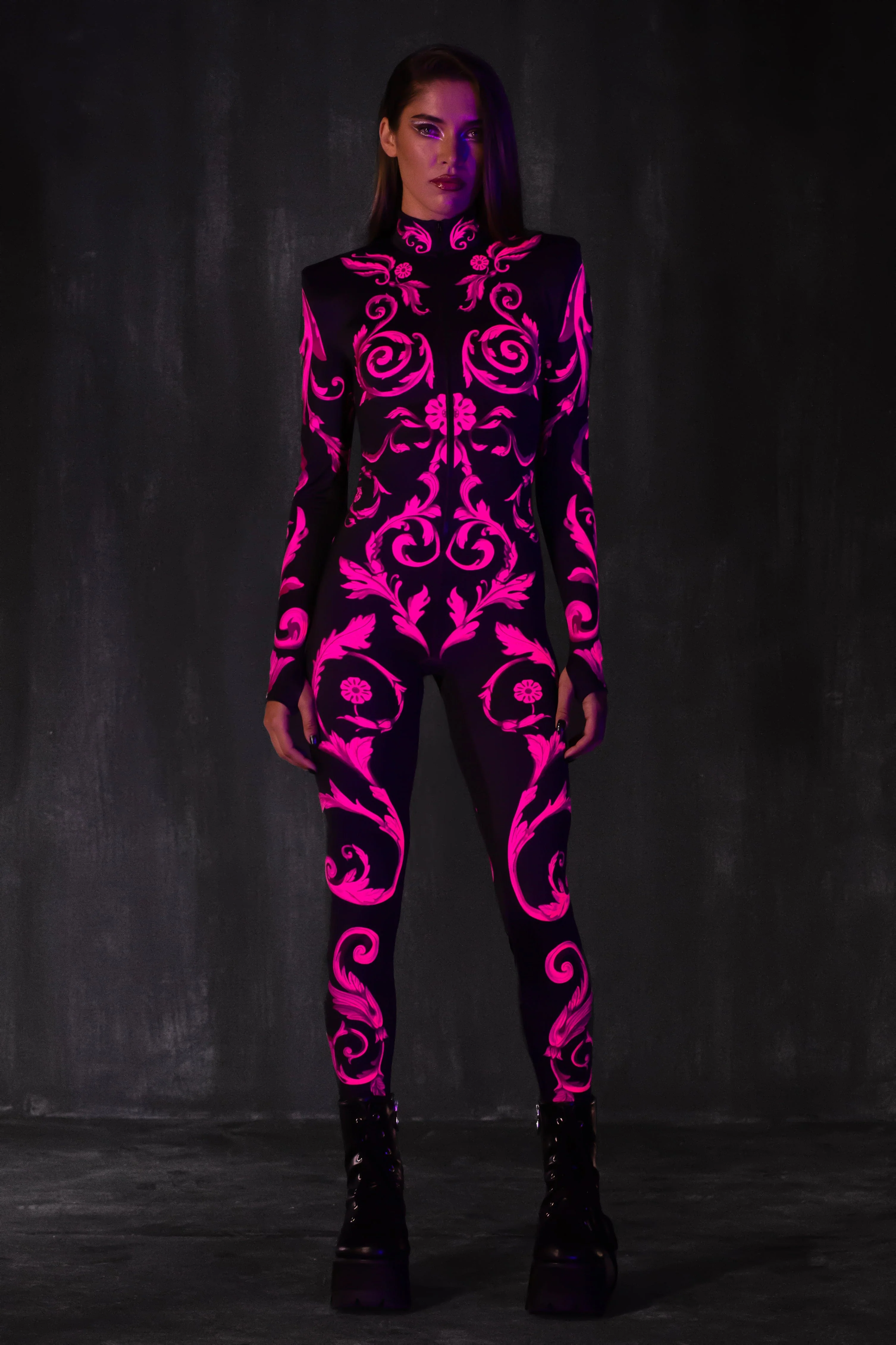 Motif Pad Costume - Image 3