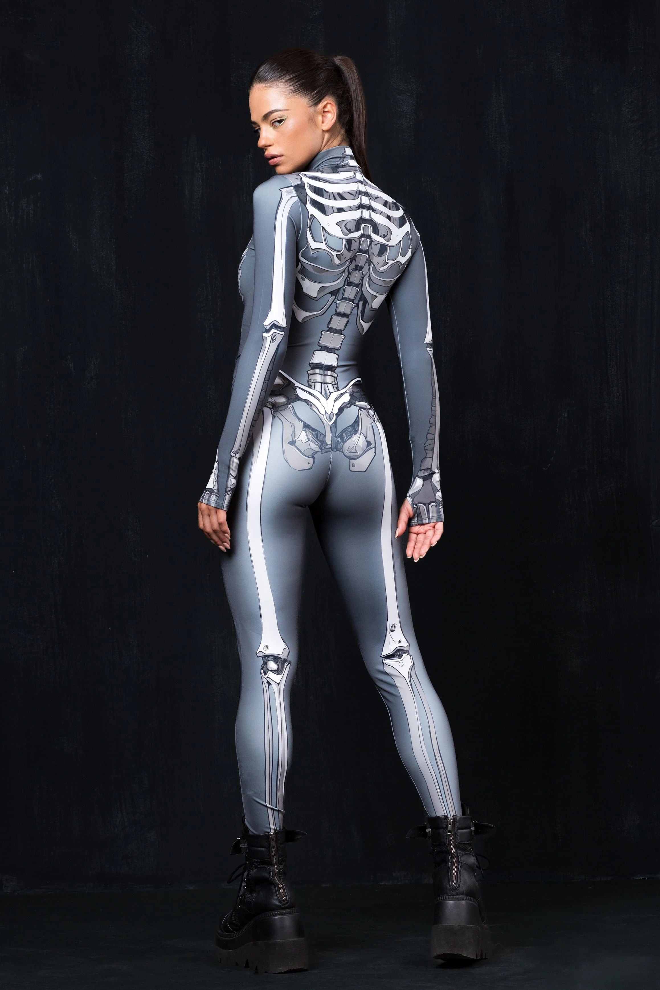 Ms. Bones Costume - Image 4