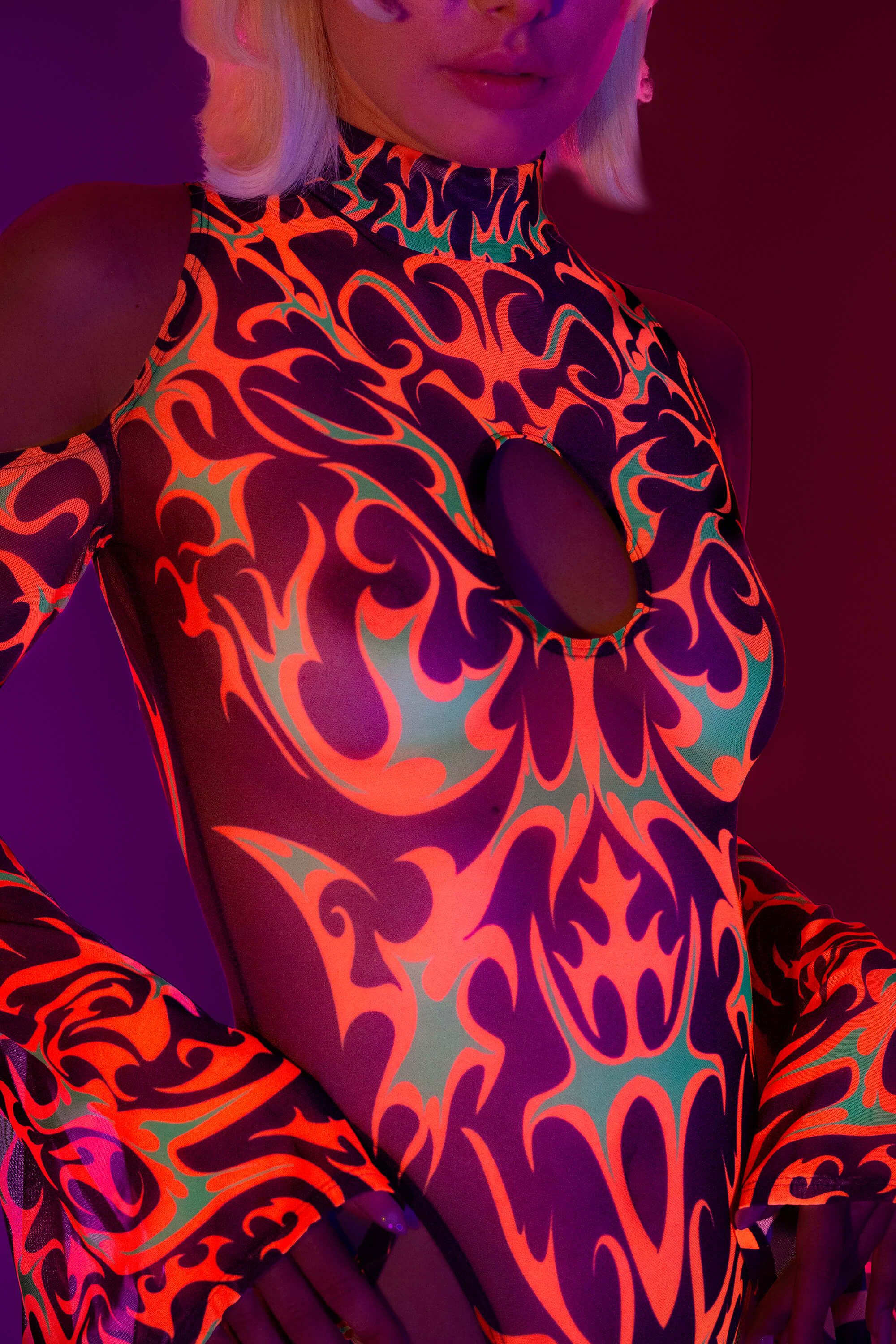 Scorching Flared Sleeve Bodysuit - Image 5