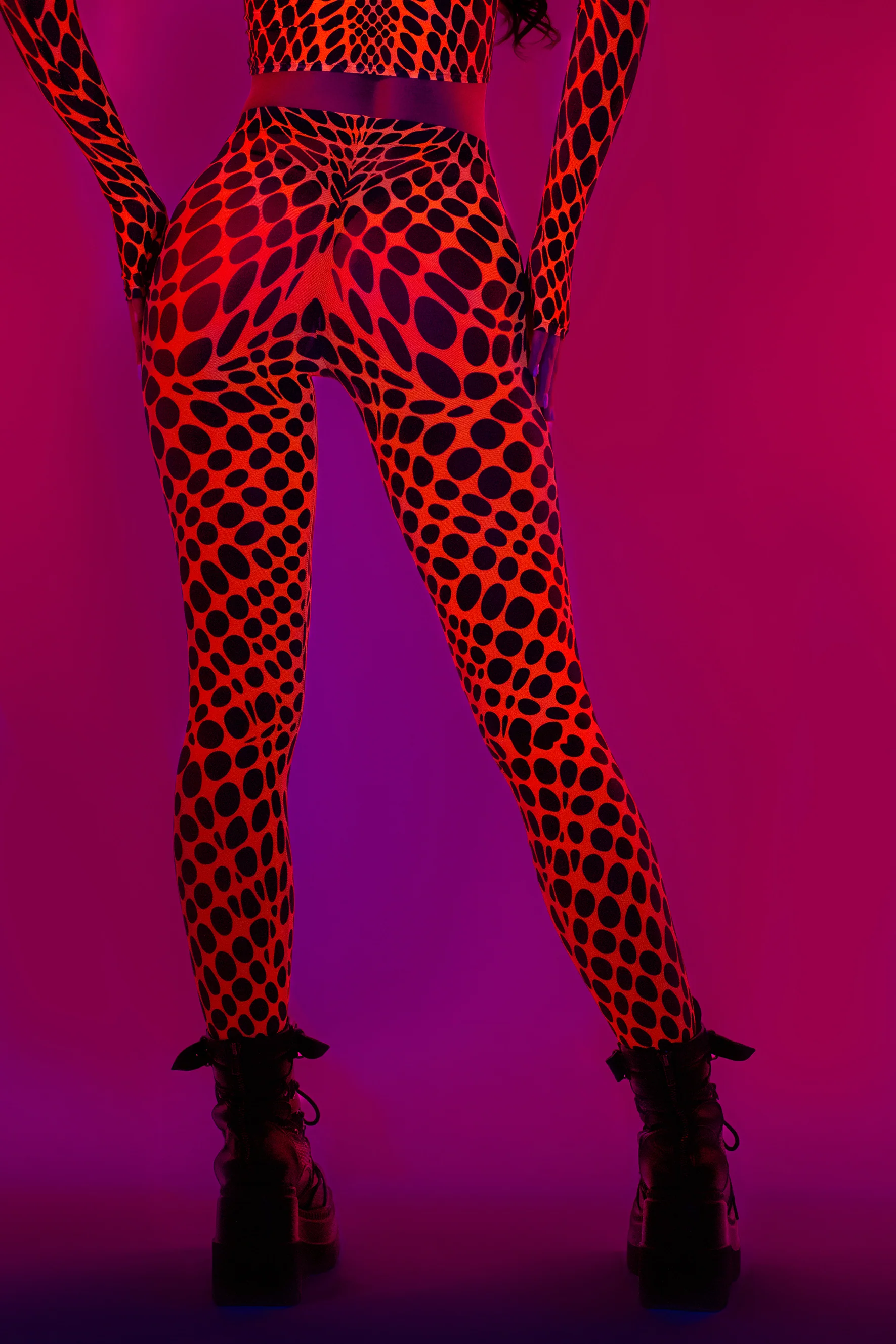 To The Point Mesh Leggings - Image 3