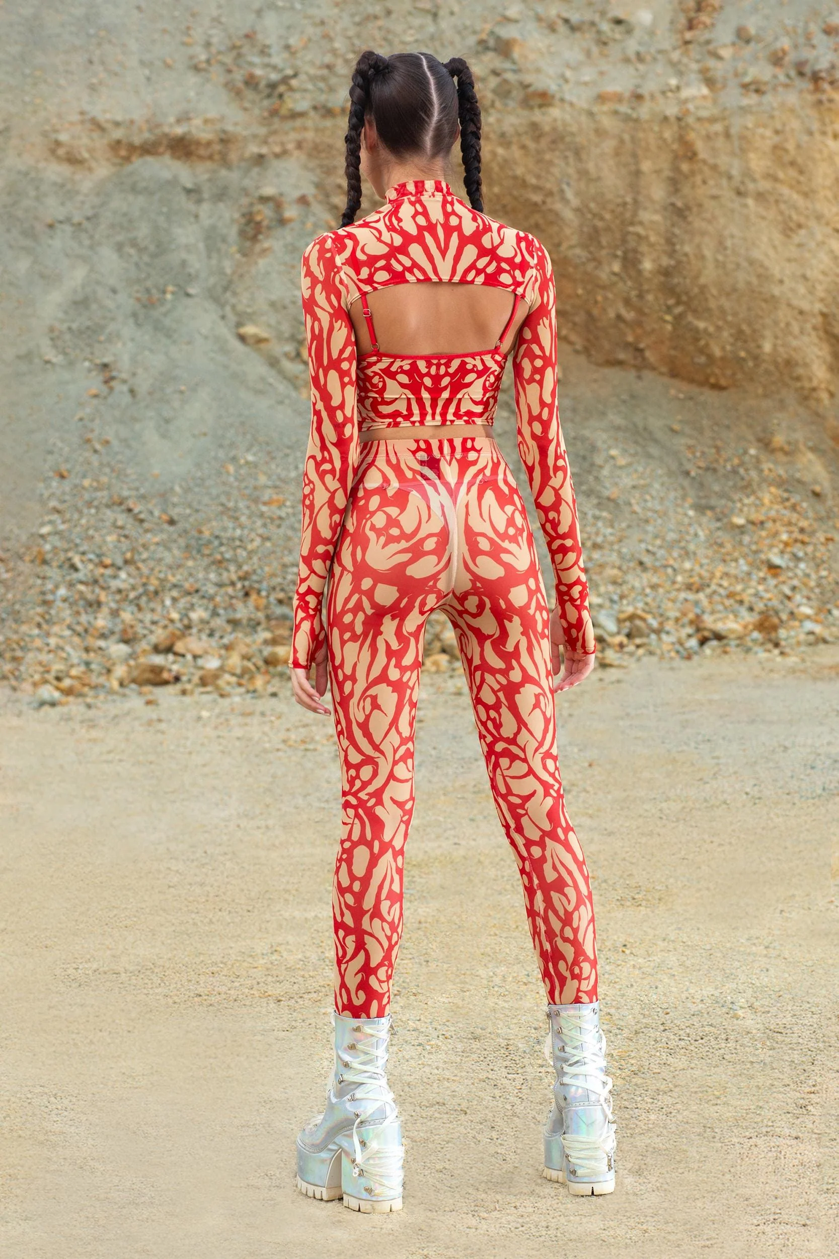 Wildskin Inferno Shrug & Mesh Leggings Set - Image 2
